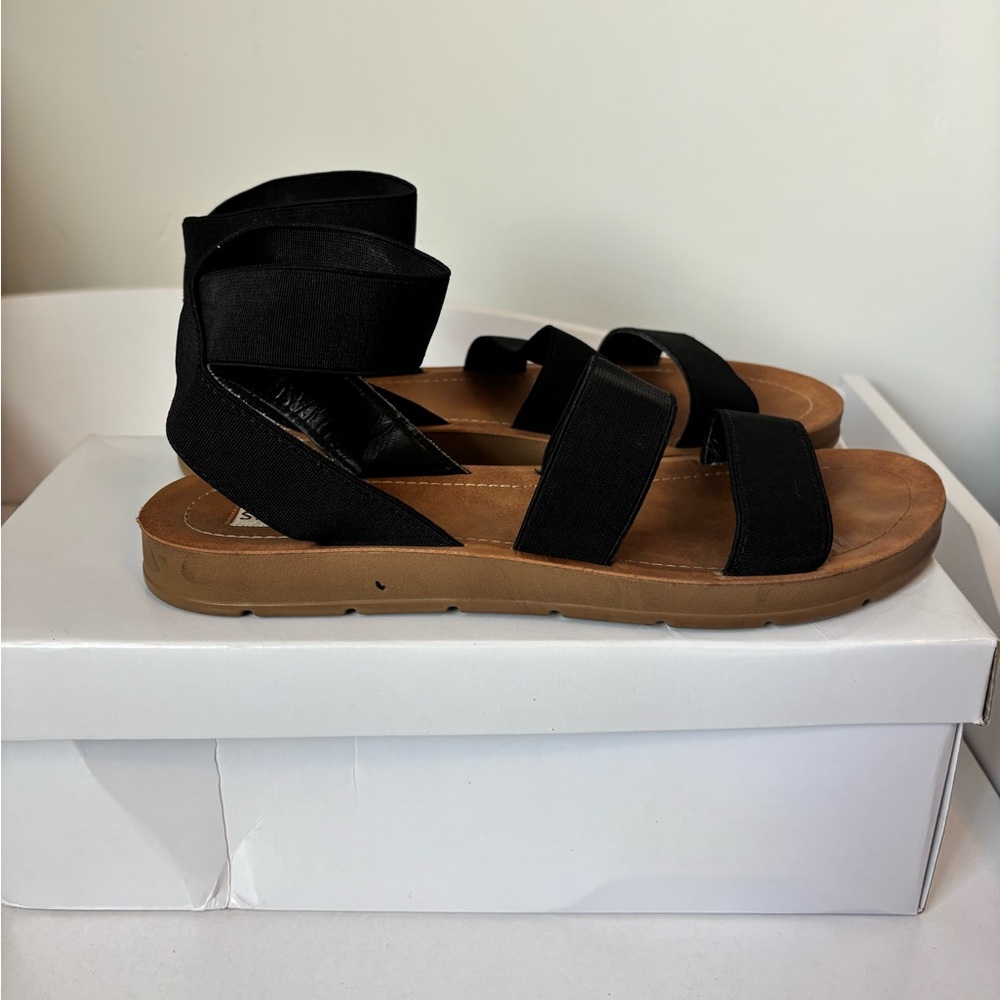 Steve Madden sandals for sale☀️